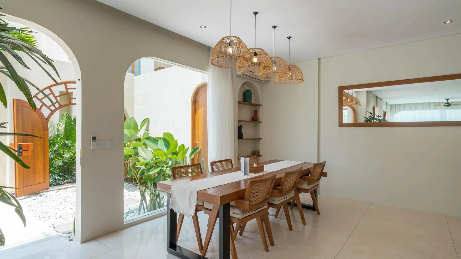 Alegria De La Vida Hotel Canggu   Canggu (Bali)